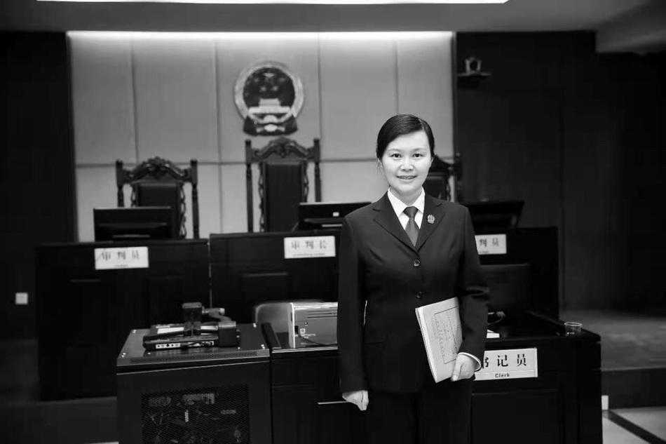 湖南高院女法官之死：在微信聊天中，她一直称凶手为“慧”